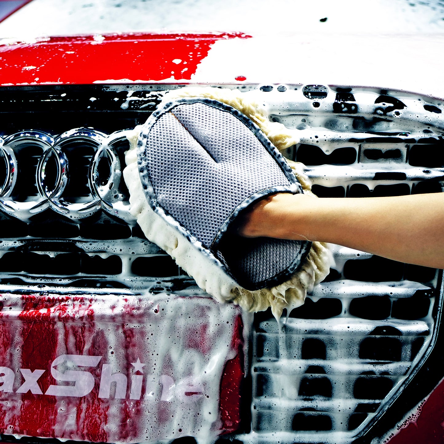 MaxShine Premium Sheepskin Wool Mitt (Short hair)