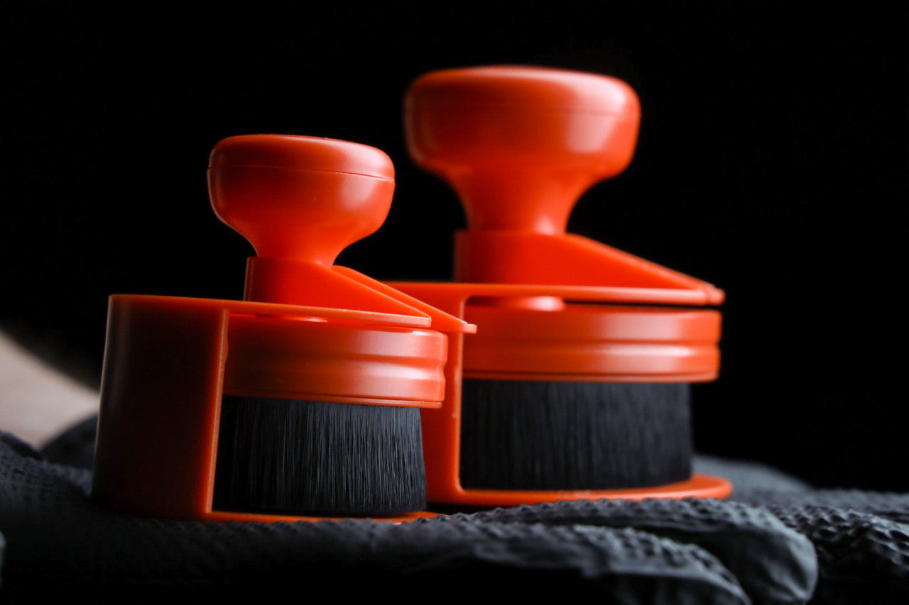 Carpro DarkSide Tire & Trim Applicator Brush