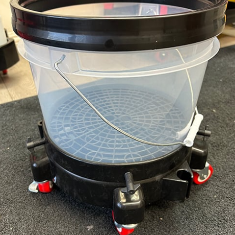 Golden State Rolling Bucket Dolly with Fitting Screws