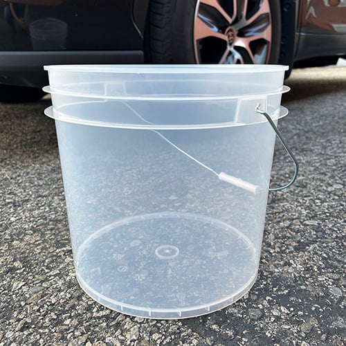 Golden State Clear White Plastic Bucket